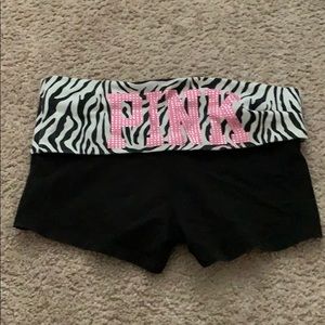 VD PINK yoga shorts